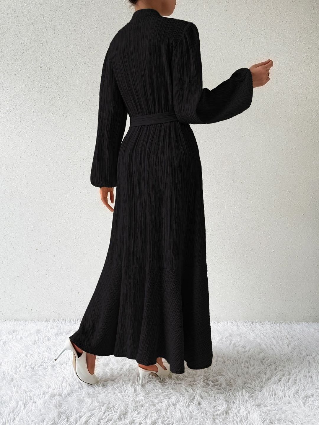 Women's - Elegant Long Sleeve Dress - Stylish Design - Perfect for Any Occasion - Women's Fashion