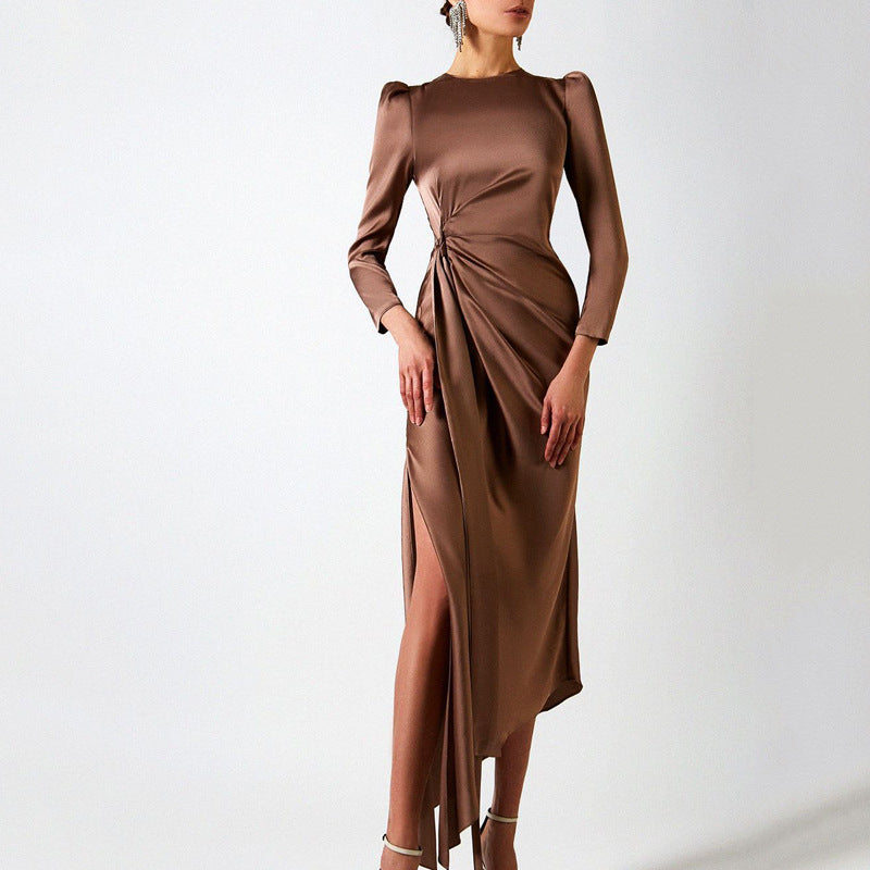 Fashionable and elegant slim-fit dress with irregular hips