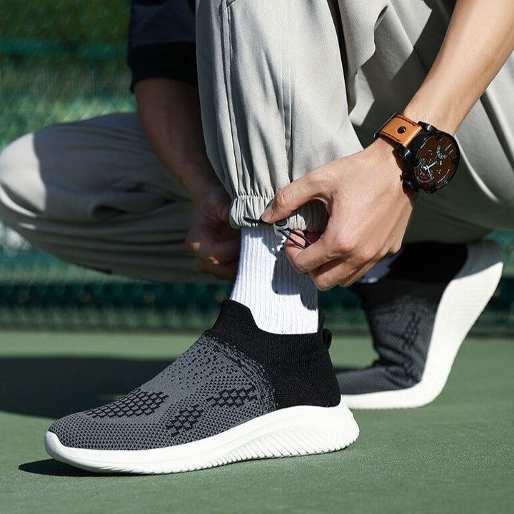 Breathable knitted sneakers with a modern design