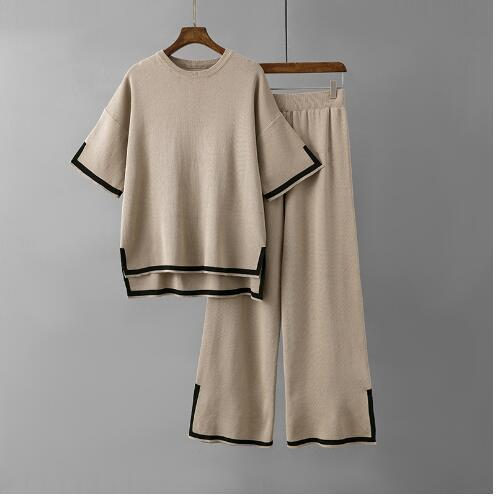 Korean style two-piece - Lightweight & stretchy