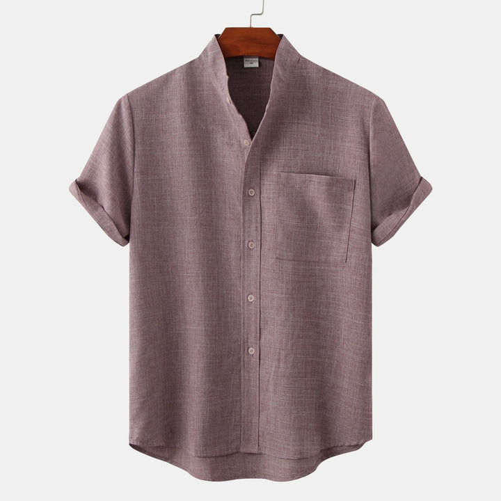 Men's short-sleeved shirt with turn-ups