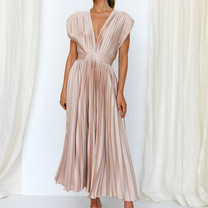 Pleated dress in premium quality