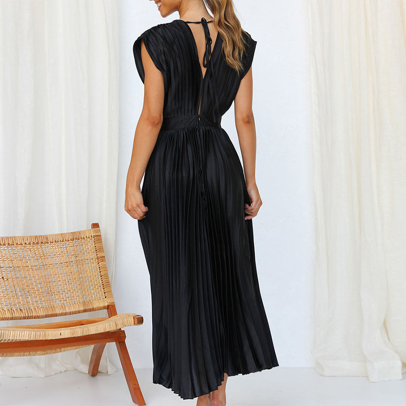 Pleated dress in premium quality