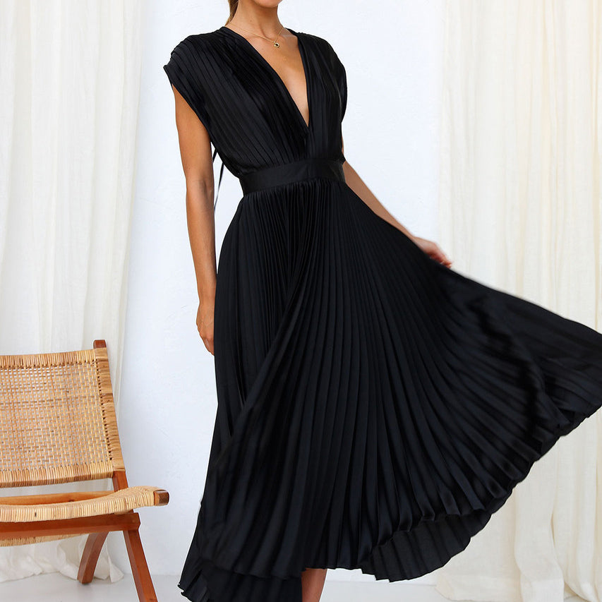 Pleated dress in premium quality