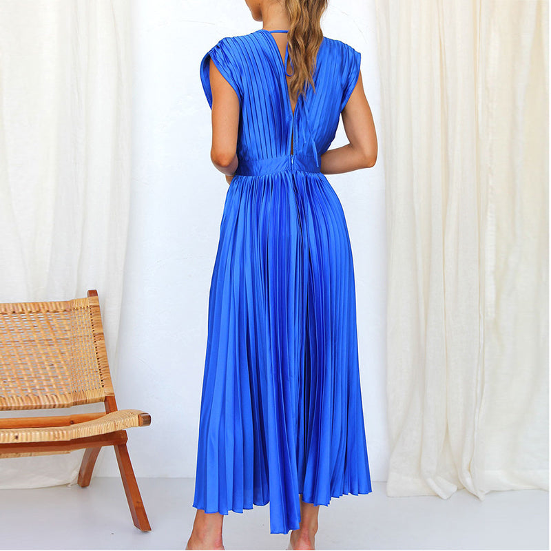 Pleated dress in premium quality