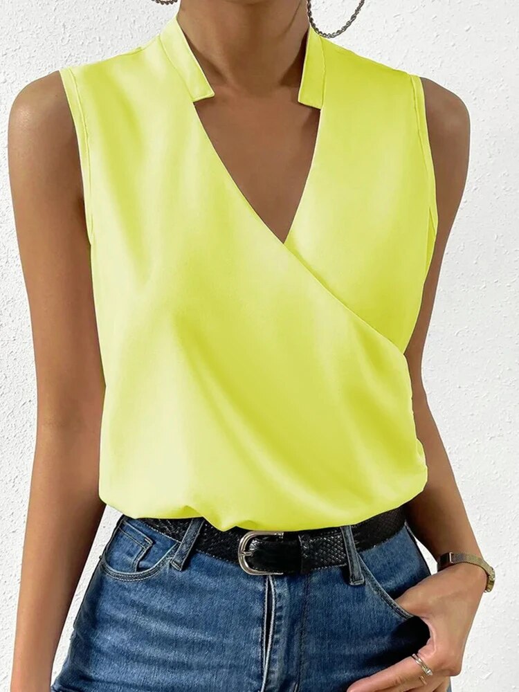 V-neck sleeveless blouse