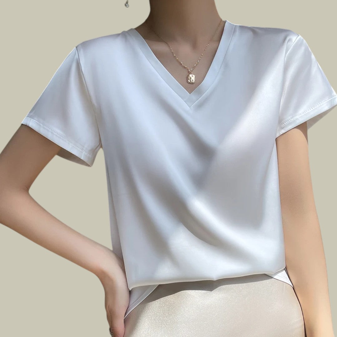 Women's - Elegant Silk T-Shirt - Luxurious Comfort & Style