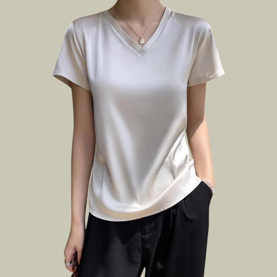 Women's - Elegant Silk T-Shirt - Luxurious Comfort & Style