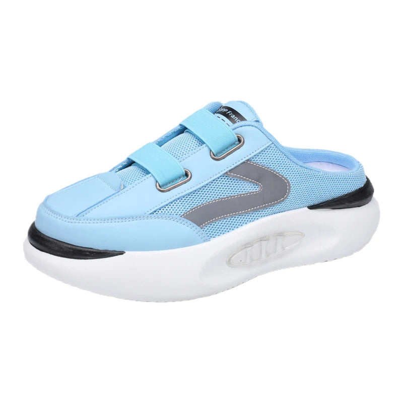 Elegant trainers with velcro fastening