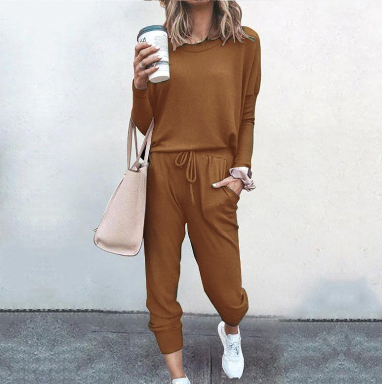 Trendy loose, comfortable, breathable tracksuit