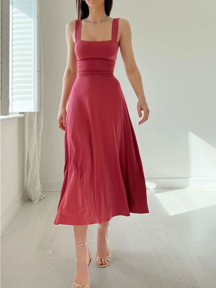 Women's - Midi dress with camisole - Lightweight and Stylish - Perfect for any Occasion