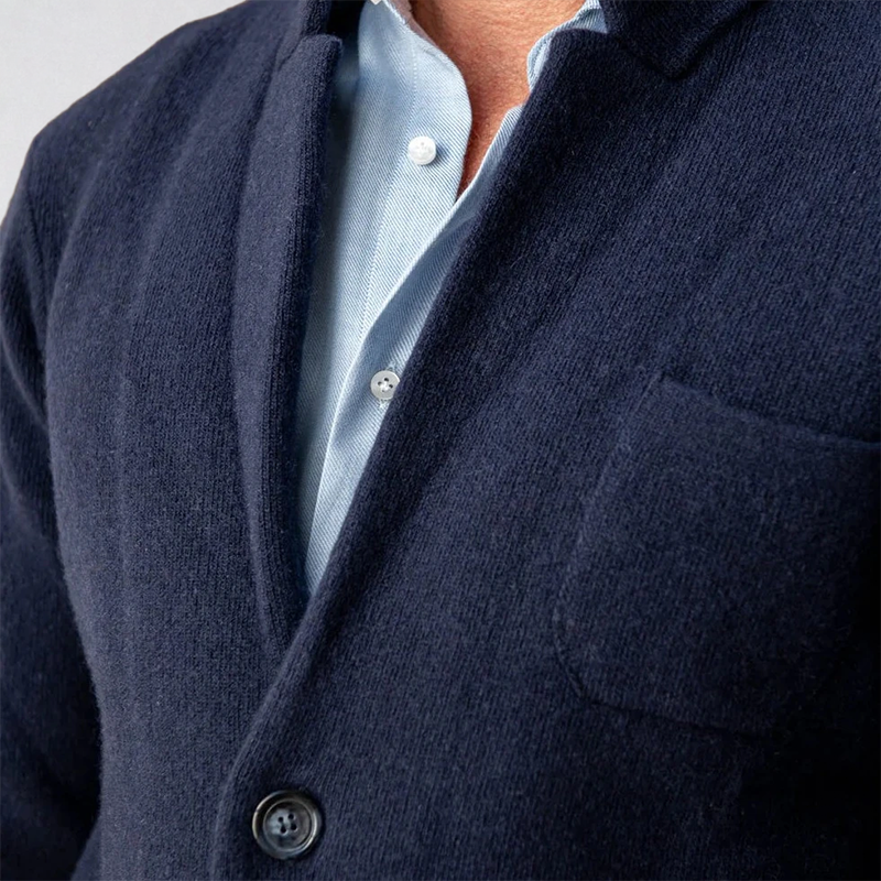 Stylish wool blazer with pocket