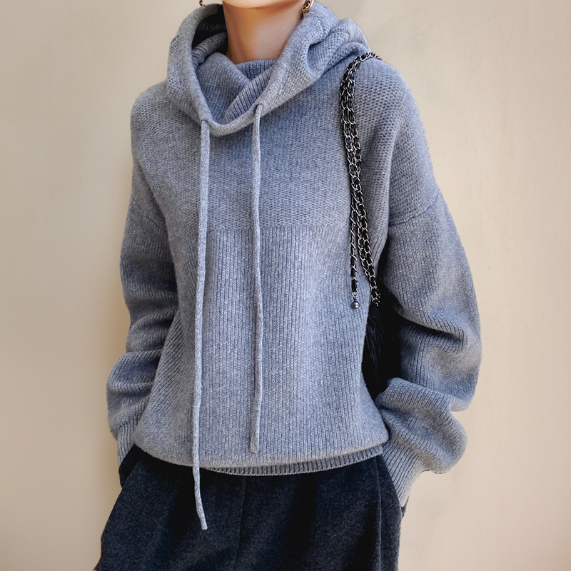 Women's - Turtleneck Hoodie - Merino Wool - Cosy & Stylish Layering Essential