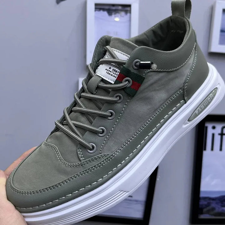 Trendy lace-up canvas skate shoes