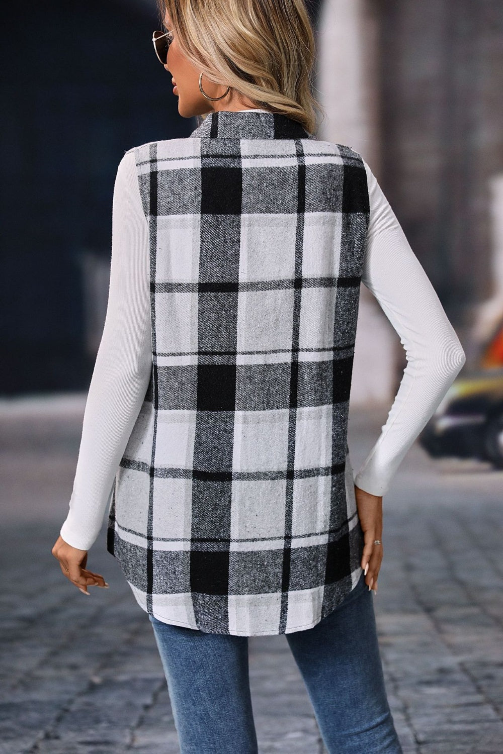 Women's - Plaid Button Up Vest Coat - Stylish Layering Piece - Classic Design for All Occasions