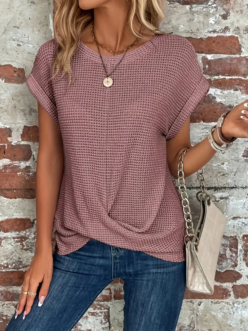 Casual T-shirt with short sleeves