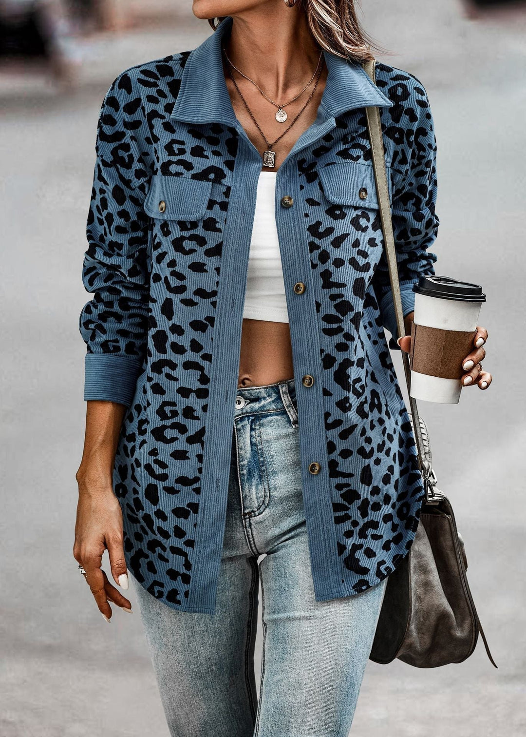 Chic leopard jacket