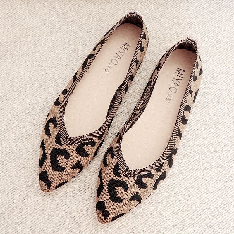 Comfortable all-match pointed toe flats