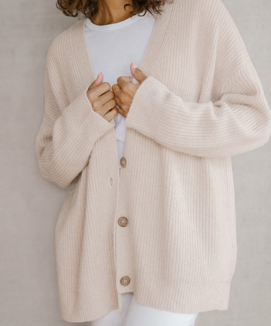 Women's - Elegant Cocoon Cardigan - Soft Knit - Cosy Layering Essential