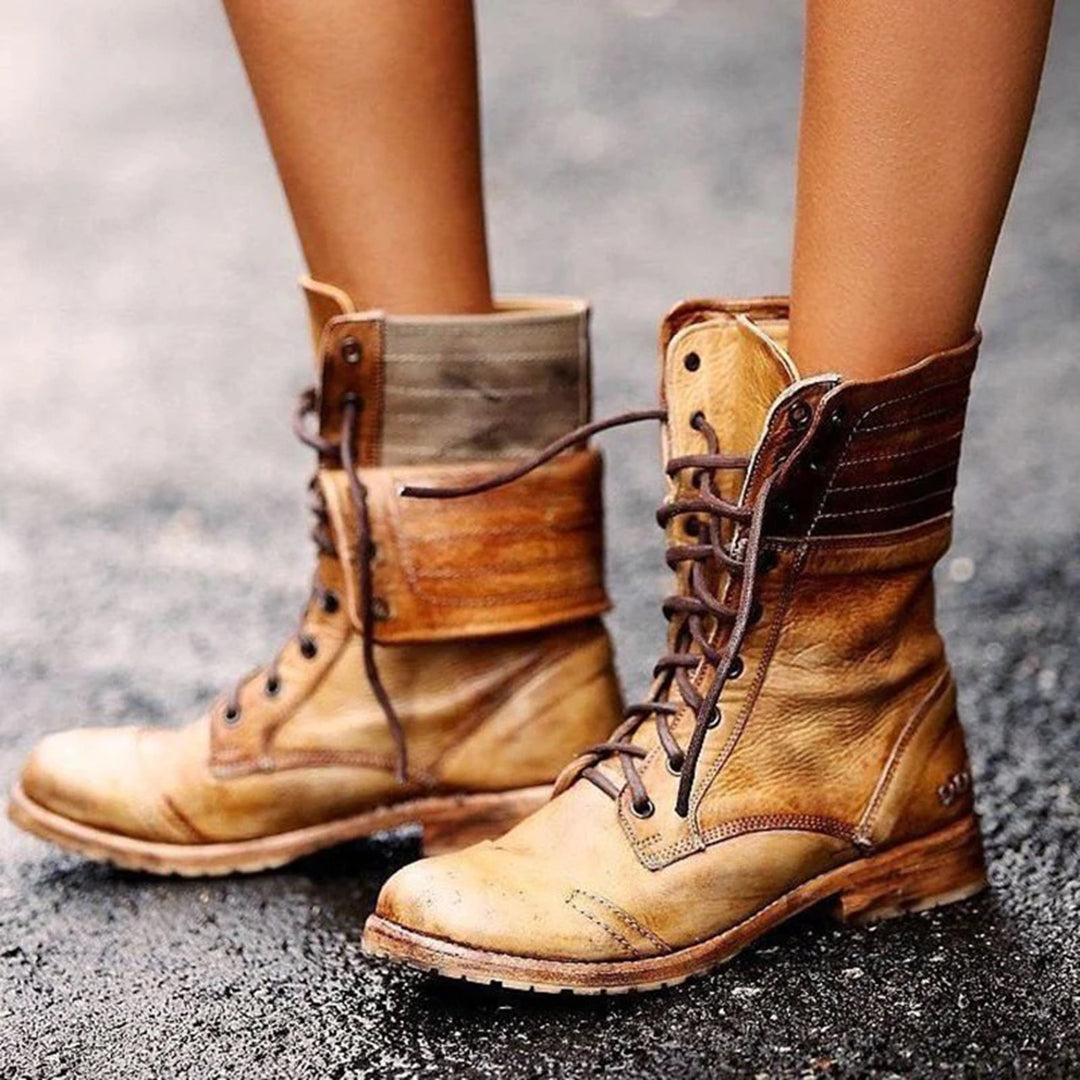 Elena | Stylish leather boots with laces