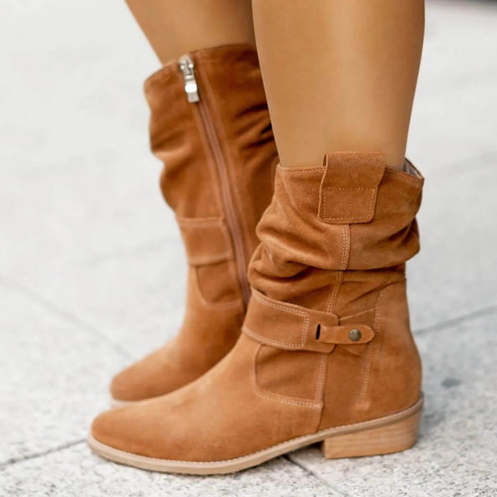 The comfortable and high-quality suede boot