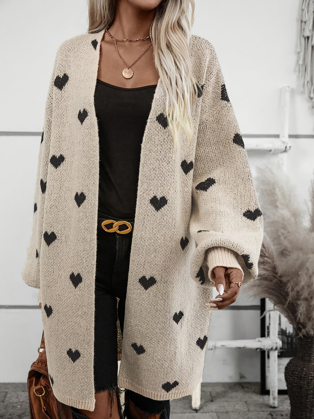 Women's - Heart Pattern Cardigan - Long Sleeve Style