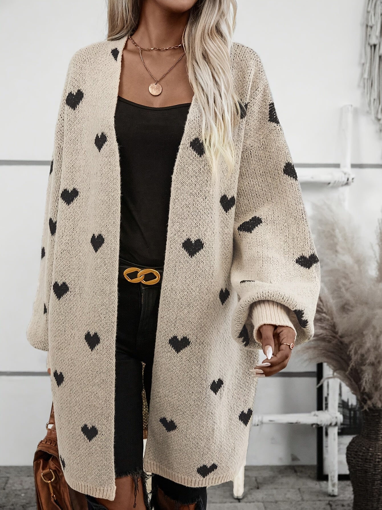 Women's - Heart Pattern Cardigan - Long Sleeve Style