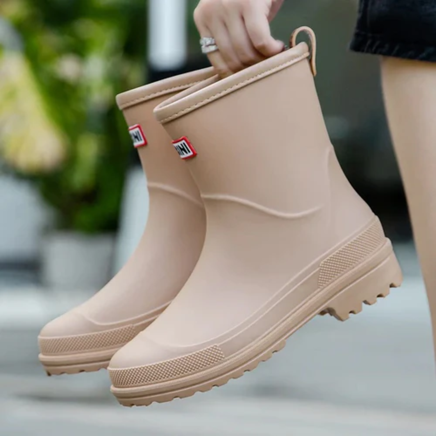 Flor | Trendy waterproof women's rain boots