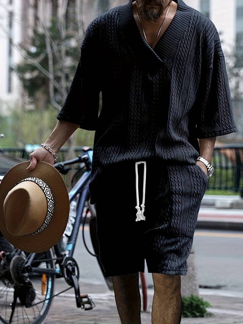Soft knit V-neck shirt and comfortable shorts set for men with timeless stlye | Michiel