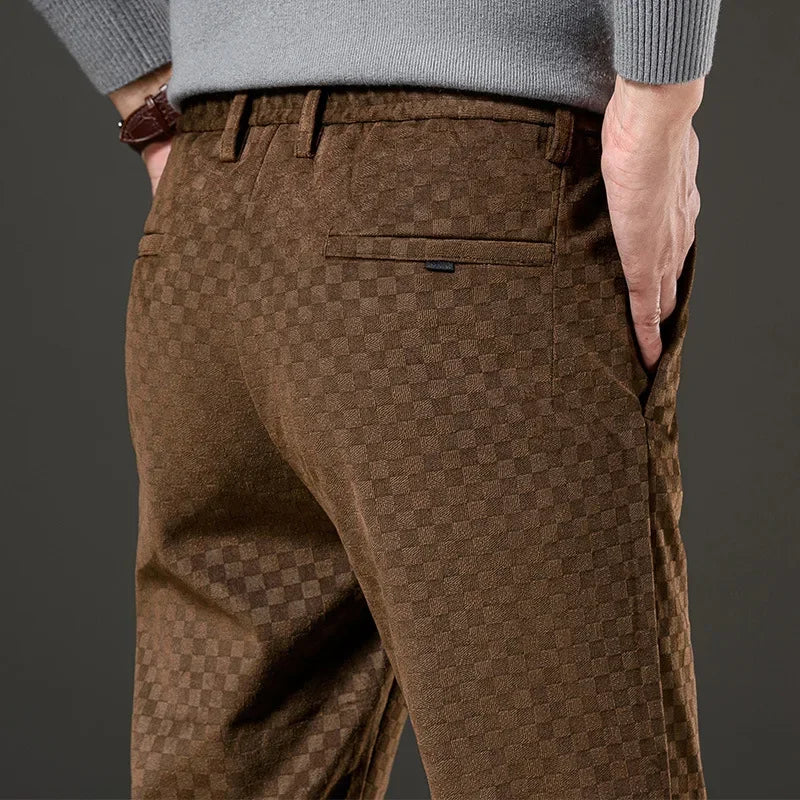 Elegant and versatile men's checked corduroy trousers with timeless charm | Victor