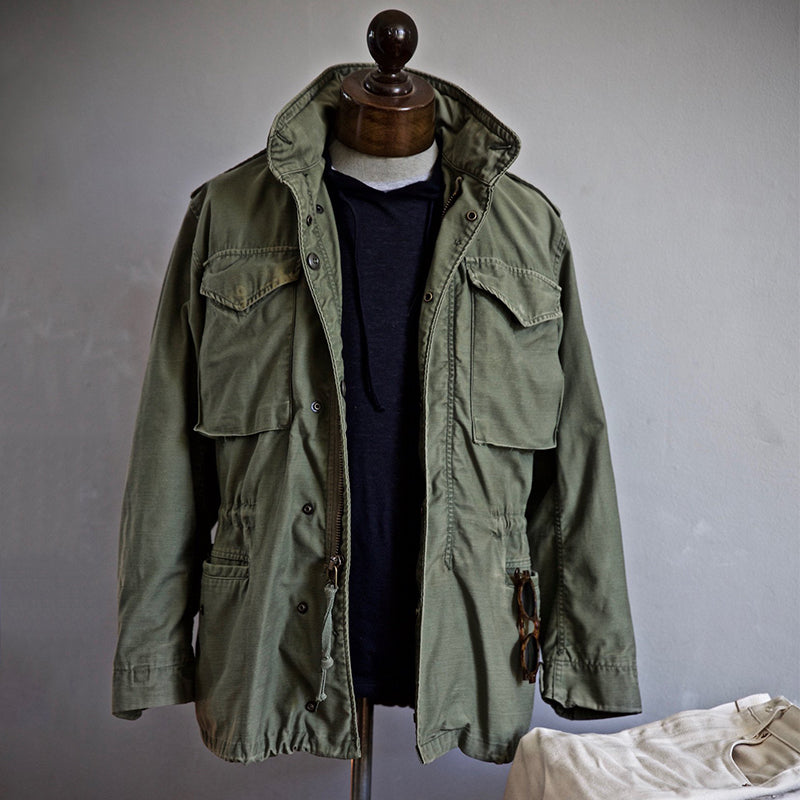 Durable and versatile Cargo Jacket with hidden hood and handy pockets for men | Xavi
