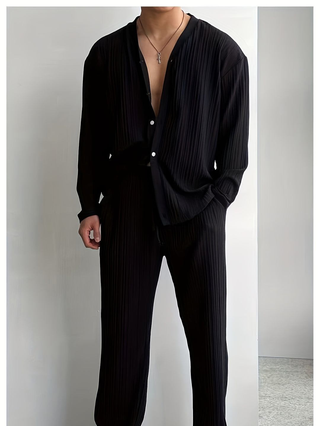 Men's Beach Set | Elegant & Casual | V-Neck & Buttons | Two-piece Outfit