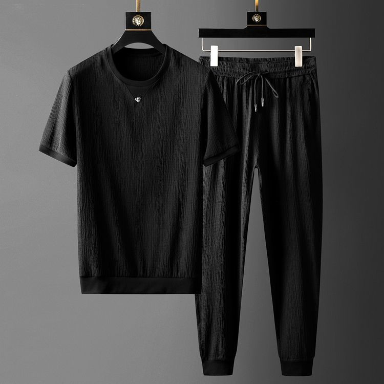 Stylish and casual set for men with ultimate comfort and urban design | Odin