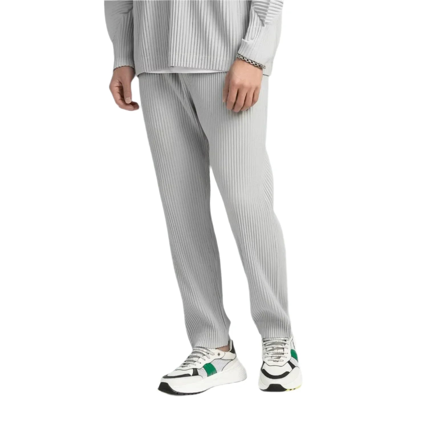 Casual men's trousers with modern pleated details for a stylish fit | Jake