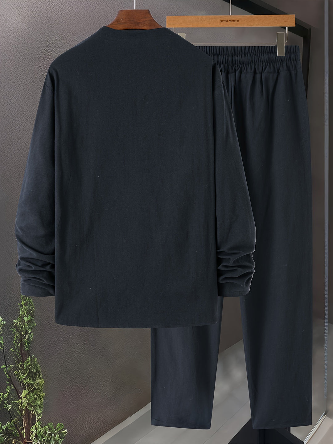 Men's Two-piece Set | V-Neck & Loose Fit | Breathable Cotton | Spring & Autumn