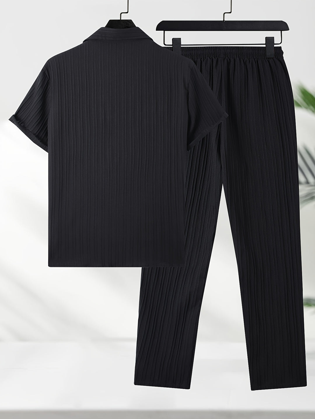 Men's Set | Striped Shirt & Shorts | Golf Pattern & Airy Fabric | Spring/Summer