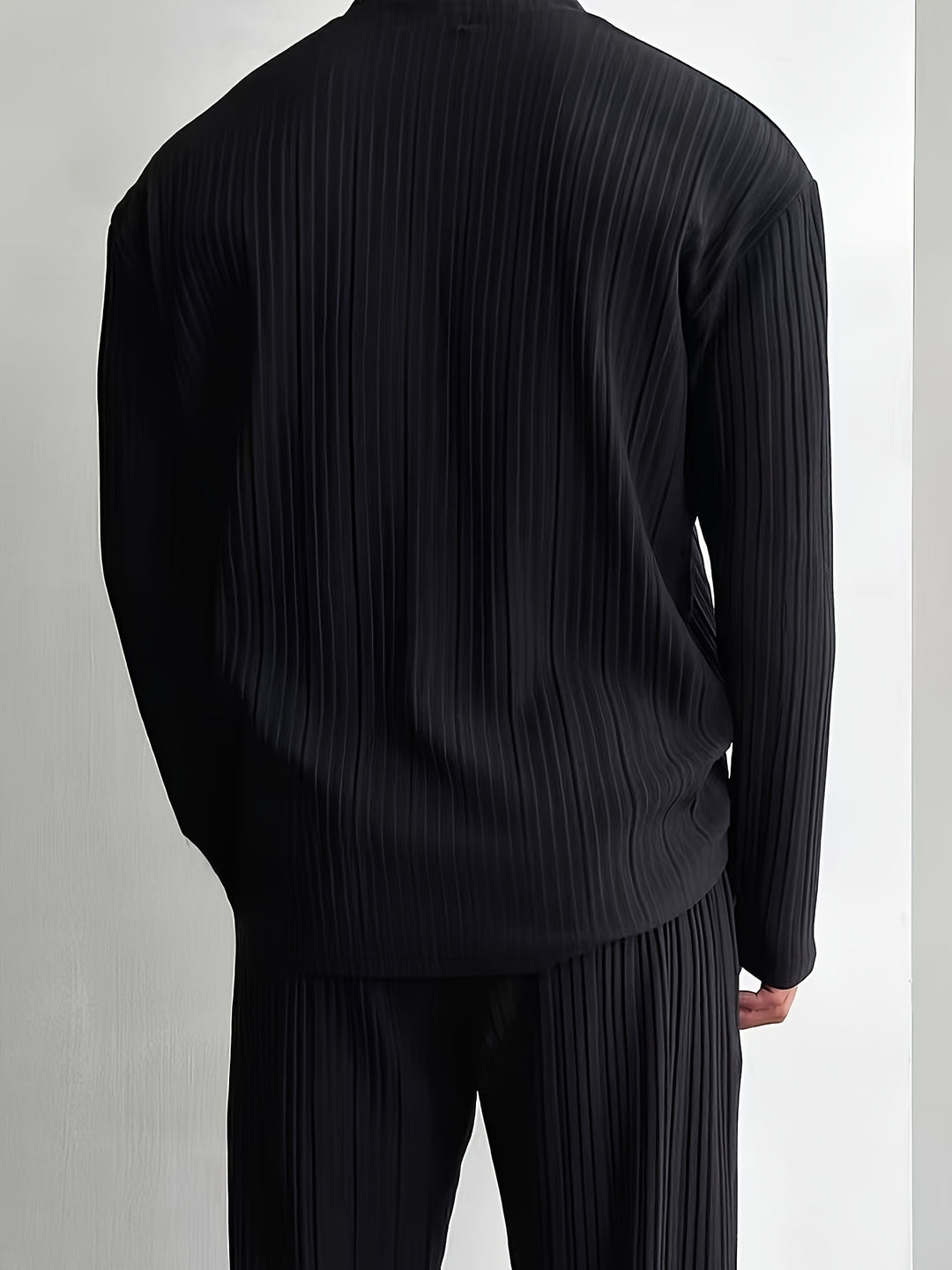 Men's Beach Set | Elegant & Casual | V-Neck & Buttons | Two-piece Outfit