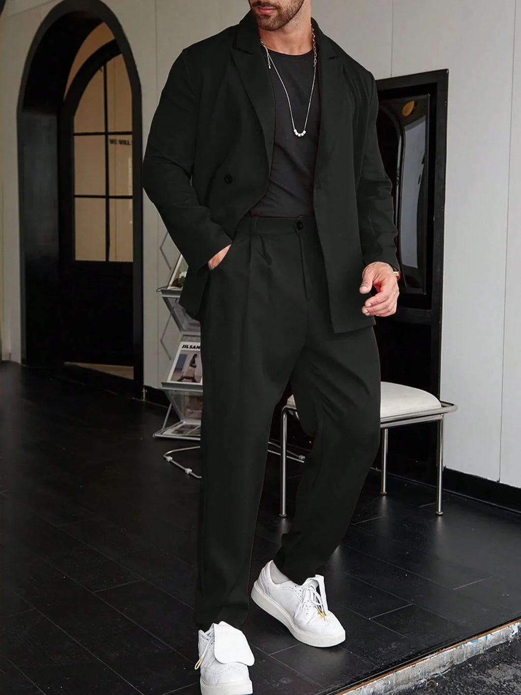 Men's Suit | Slim Fit 2-Piece | Single Breasted & Peak Lapel | Tailored Blazer & Trousers