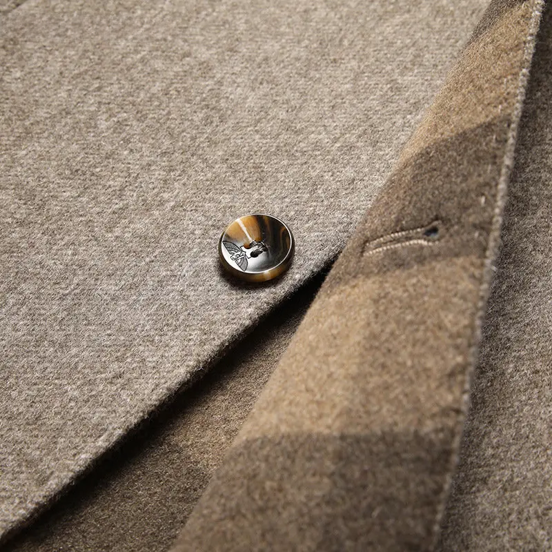 Daring and modern avant-garde men's jacket with unique style | Mano