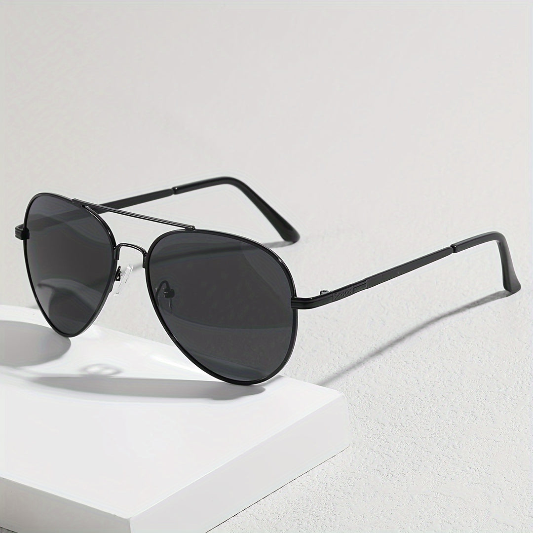 Advanced aviator sunglasses for men with metal frame and PC lenses | Fabian