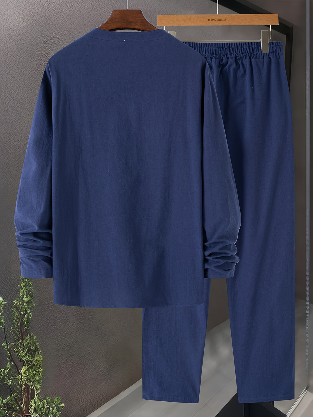 Men's Two-piece Set | V-Neck & Loose Fit | Breathable Cotton | Spring & Autumn