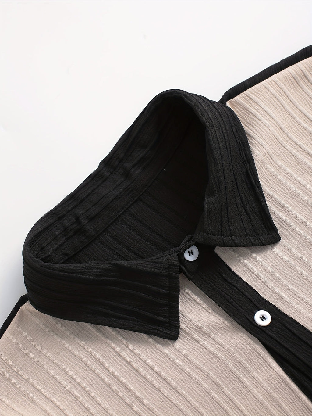 Men's Set | Striped Shirt & Shorts | Golf Pattern & Airy Fabric | Spring/Summer