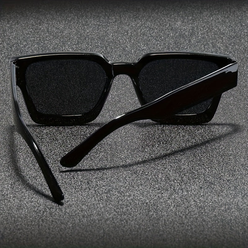 Men's Retro Glasses | Classic Square Frame | Lightweight & Stylish