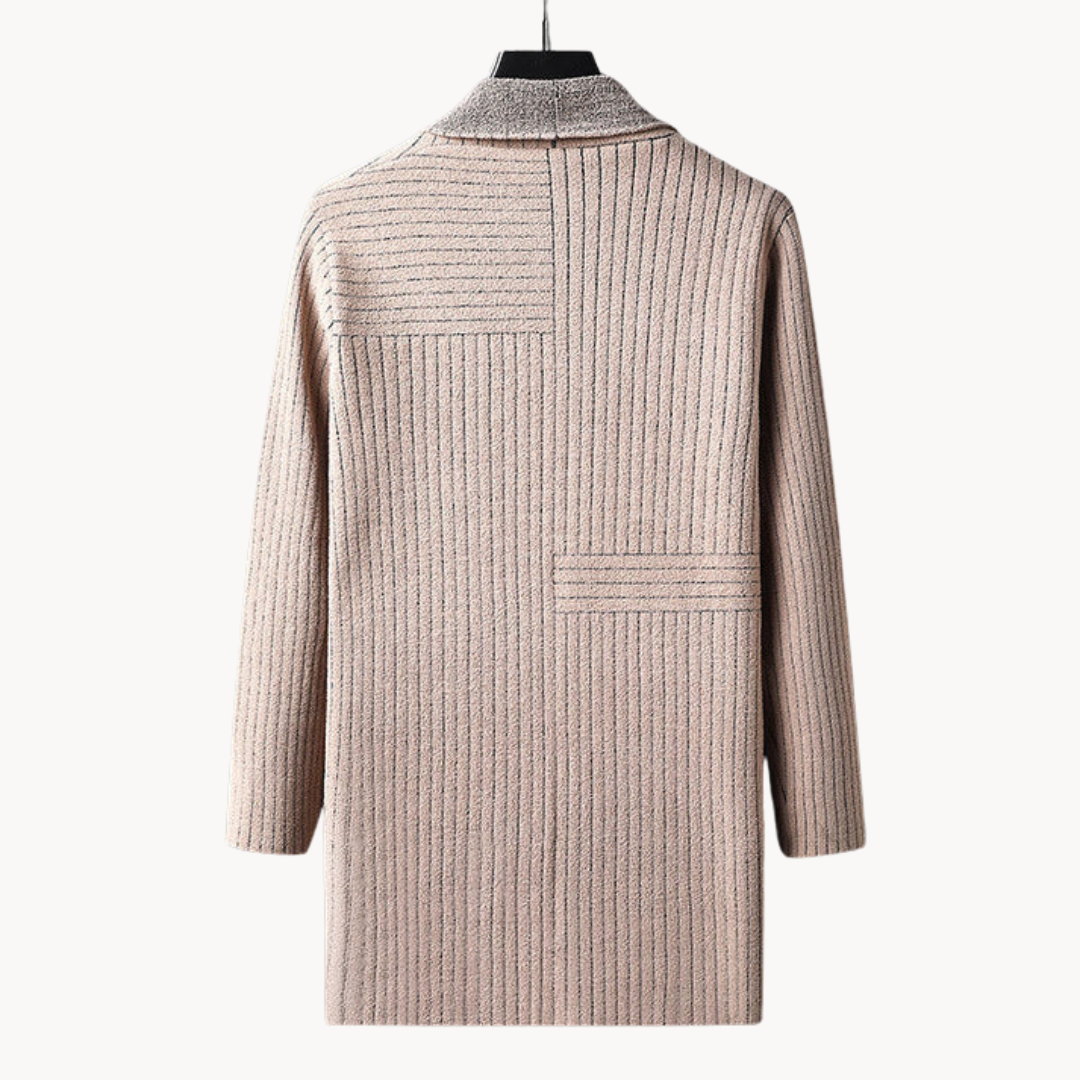 Elegant and stylish knitted cardigan for superior warmth and sophisticated charm | Kees