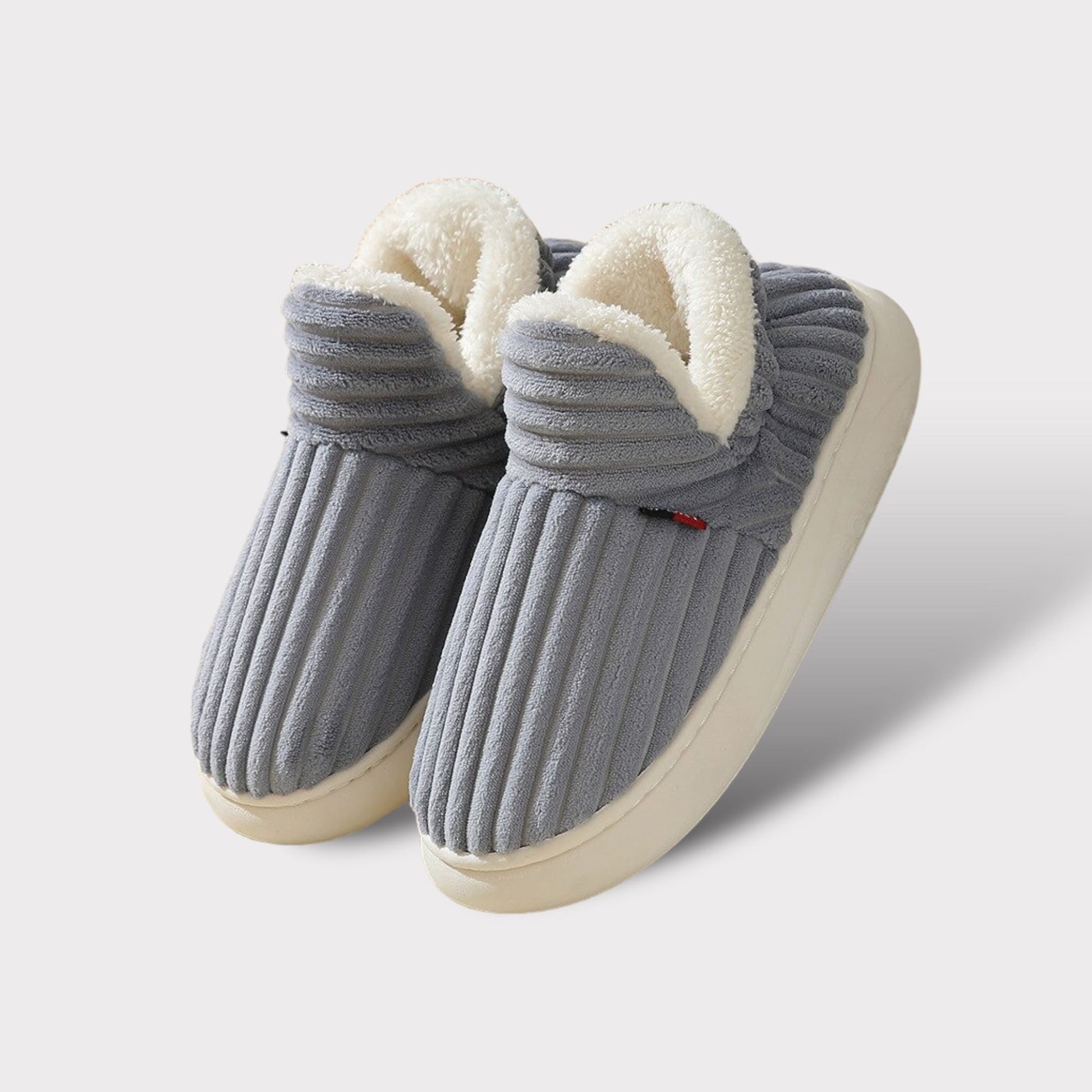 Cosy winter slippers with fluffy fleece lining and padded sole for ultimate comfort | Oscar