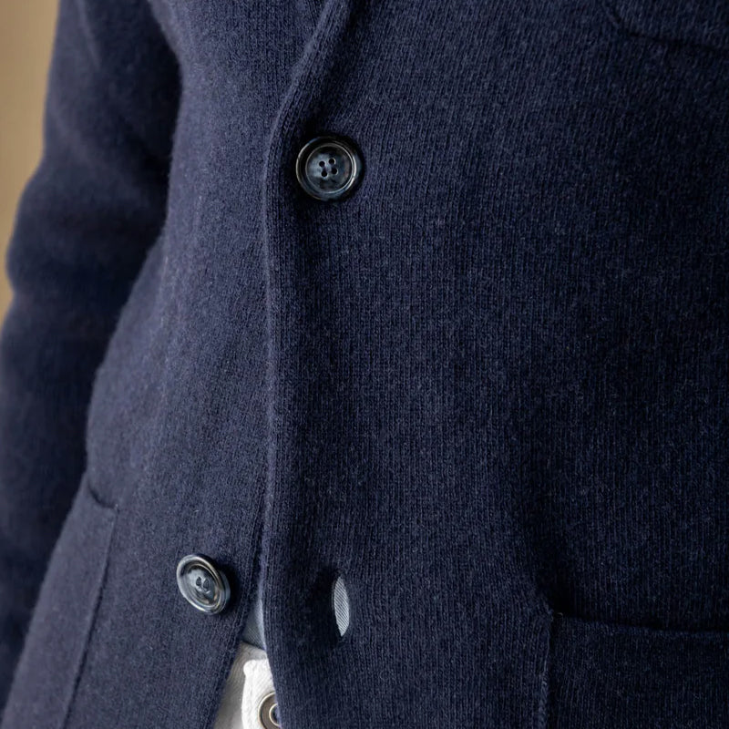 Chic knitted jacket for men with elegant design and refined details | Tycho