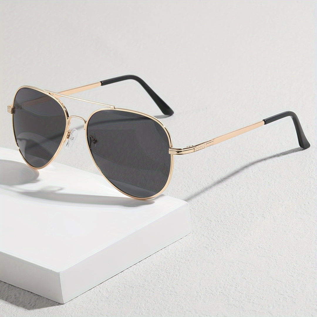 Advanced aviator sunglasses for men with metal frame and PC lenses | Fabian