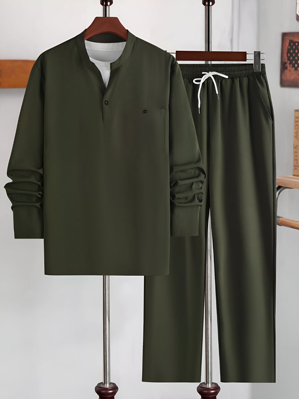 Men's Tracksuit | Stylish & Comfortable | Modern Collar & Soft Fabric