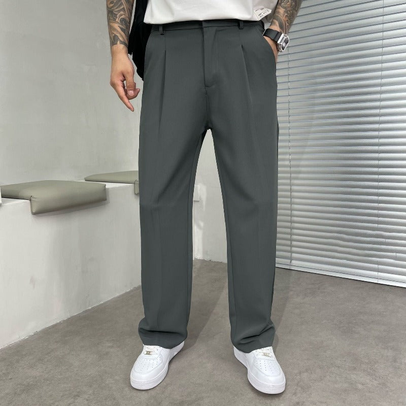Casual and elegant men's trousers with modern appeal and timeless charm | Mick