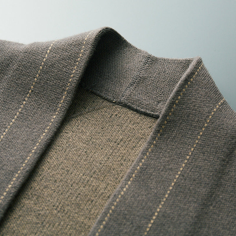 Beautiful wool coat with weave texture for style and lasting comfort | Pieter